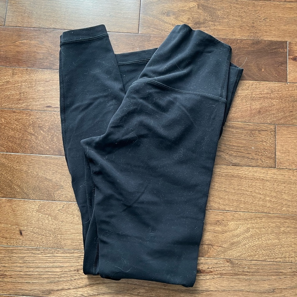 Lululemon 🍋 Align 28in